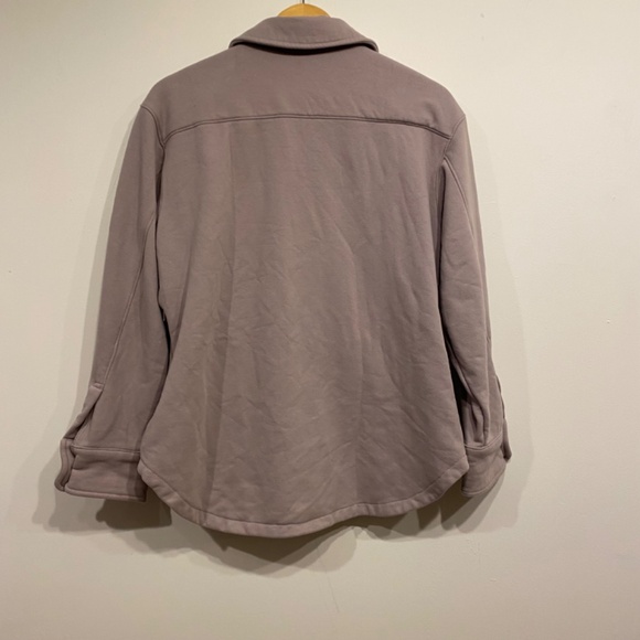 Athleta Retroplush Lavender Button Down Collared Soft Shirt Jacket Size Small - Picture 5 of 6